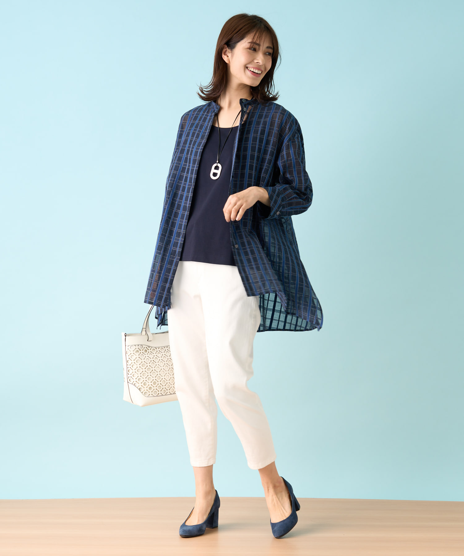 Leilian 艶やかブルーシルクコットンニット ジャケットカーディガン Leilian 艶やかブルーシルクコットンニット ジャケットカーディガン
